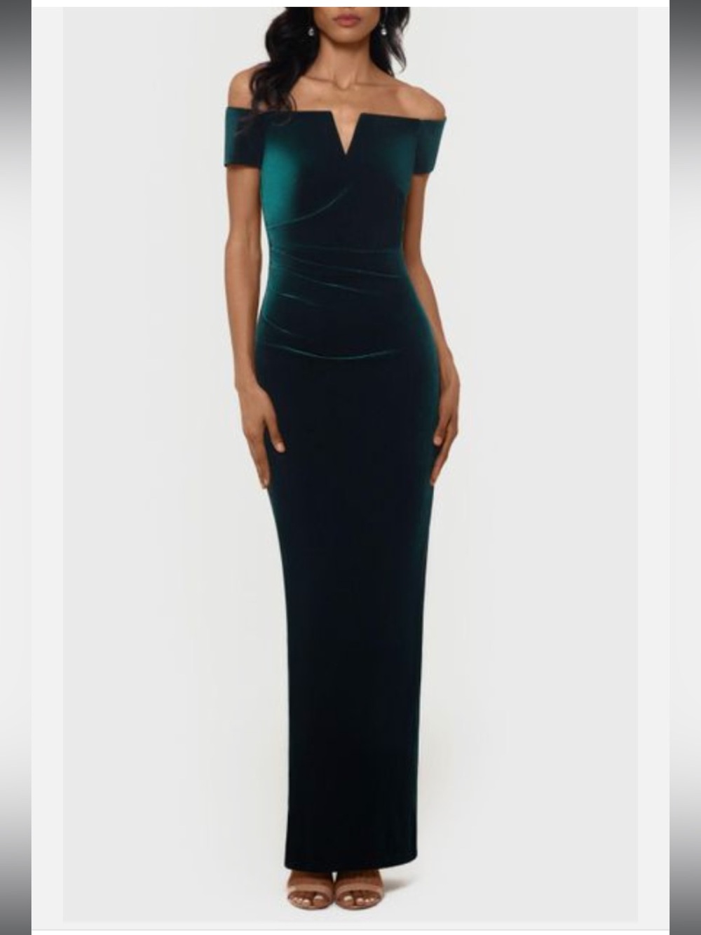 XSCAPE Emerald Green Velvet Off Shoulder Formal Evening gown wedding guest dress